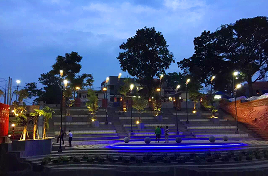Projet d'éclairage solaire paysage à Teras Cikapundung, Indonésie