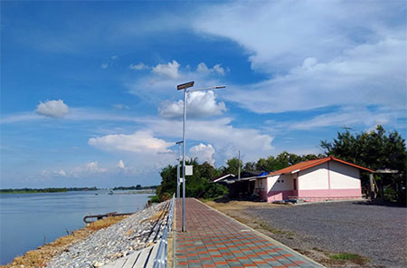 80W tout en deux réverbères solaires pour Lakeside en Indonésie