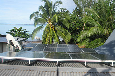 Système de toit incliné solaire hors réseau 8KW en Polynésie française
