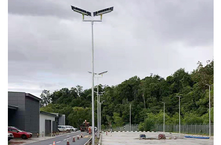 Projet de réverbère solaire de parking au Brunei