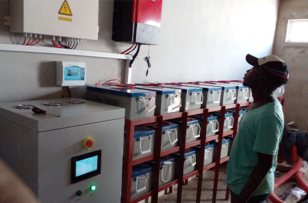 Projet de système solaire hors réseau 20kW au Mozambique