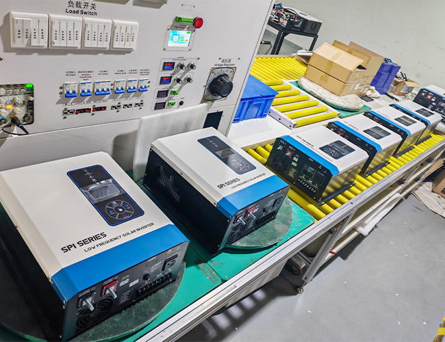 Inverseur solaire basse fréquence,