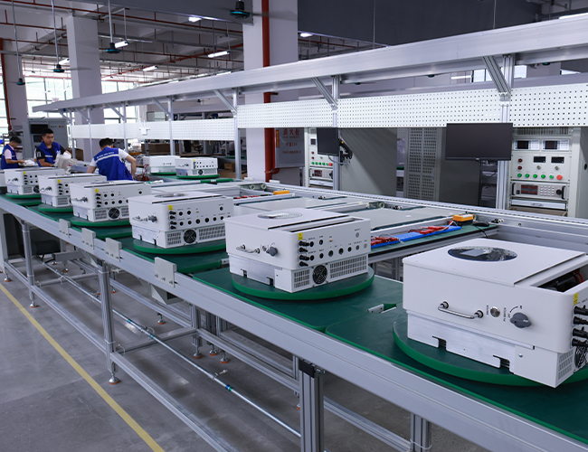 Onduleur solaire hybride monophasé 6KW IP65, inverseur on/off réseau (AN-HYI)